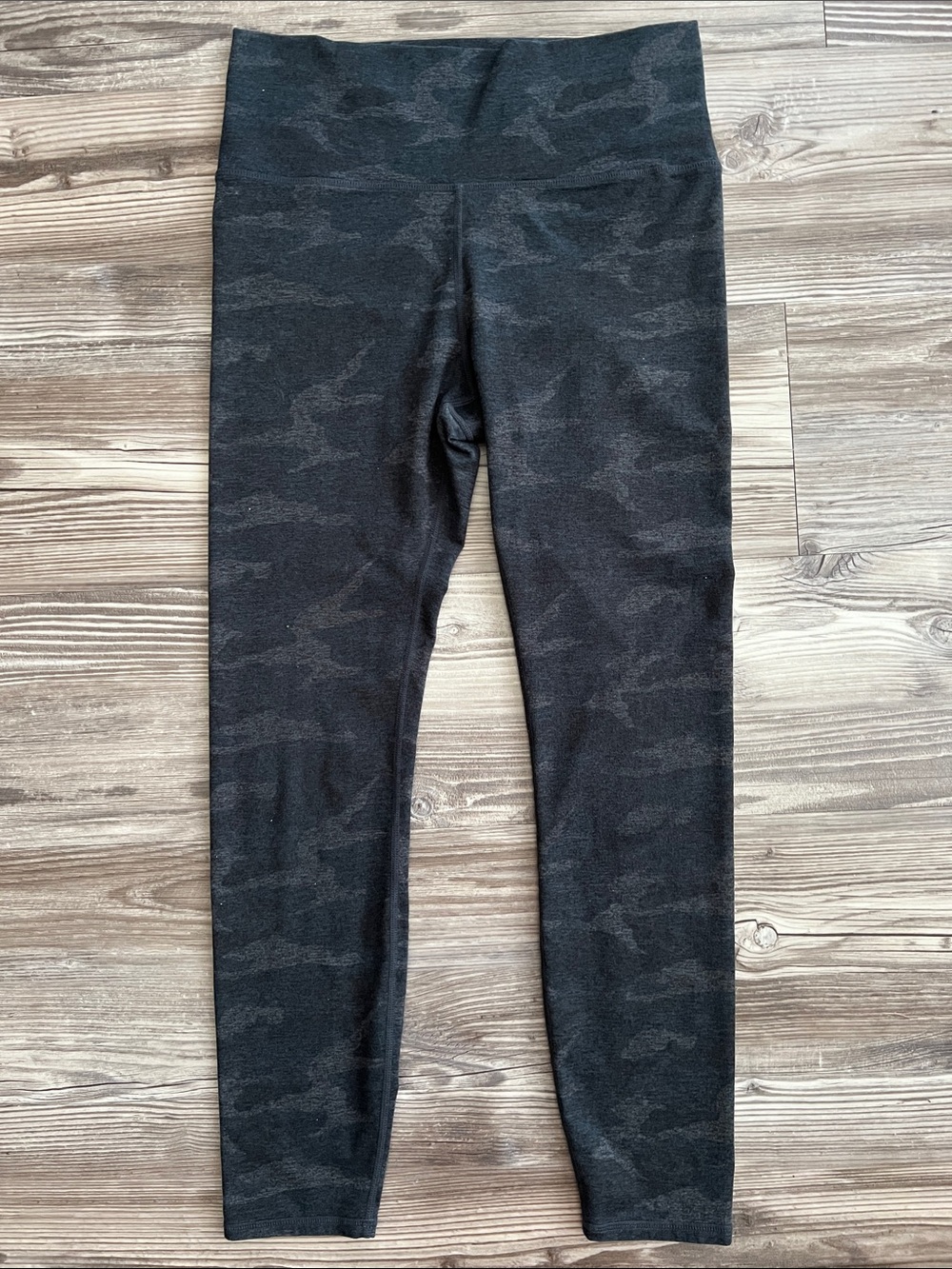 Vuori Clean Elevation Leggings Blue Gray Camo High Waisted Wash Wear